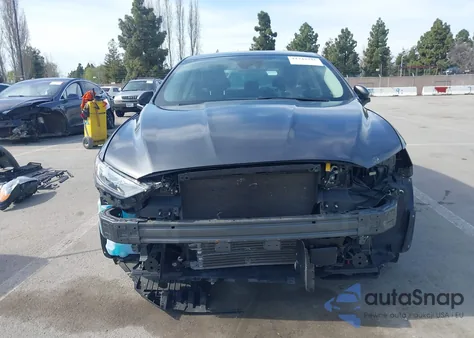 2019 Ford Fusion Hybrid Se из США, поврежденный, VIN 3FA6P0LU1KR271565